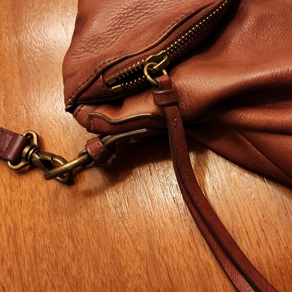 Margot Brown Leather Crossbody Bag - Picture 5 of 10